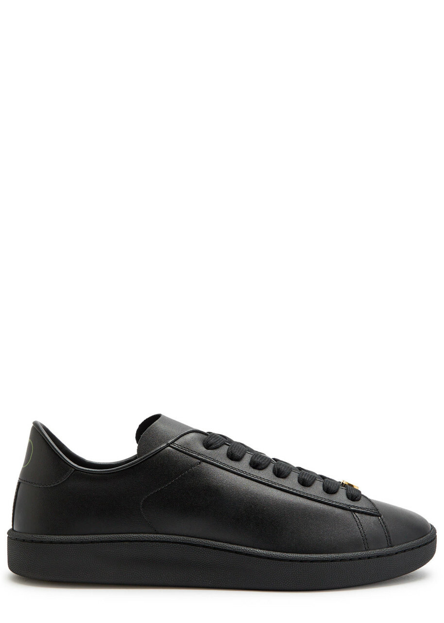 VALENTINO GARAVANI - Sneakers With Logo Valentino Garavani