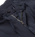 Beams F - Slim-Fit Pleated Herringbone Cotton and Linen-Blend Drawstring Shorts - Men - Navy