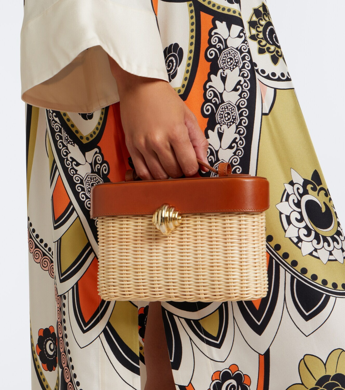 Aquazzura Belgravia leather-trimmed wicker vanity bag