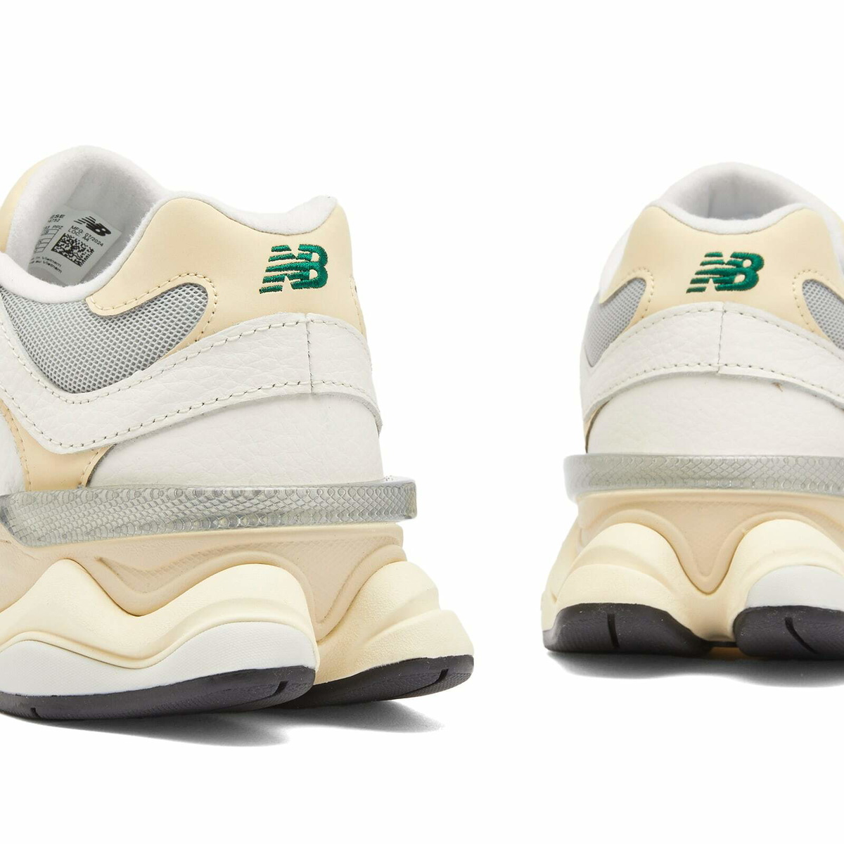 mee 新品未使用 NEW BALANCE U9060ESE 24cm 箱 mee様専用 新品未使用 NEW BALANCE U9060ESE 24cm 箱 - メルカリ
