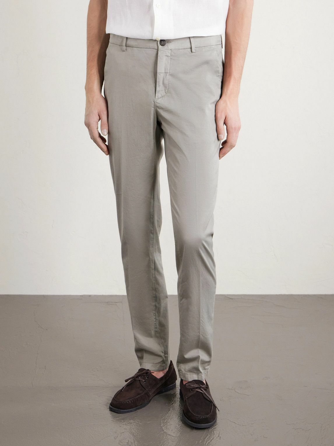 Eleventy - Straight-Leg Pleated Stretch Cotton and Silk-Blend Trousers - Gray