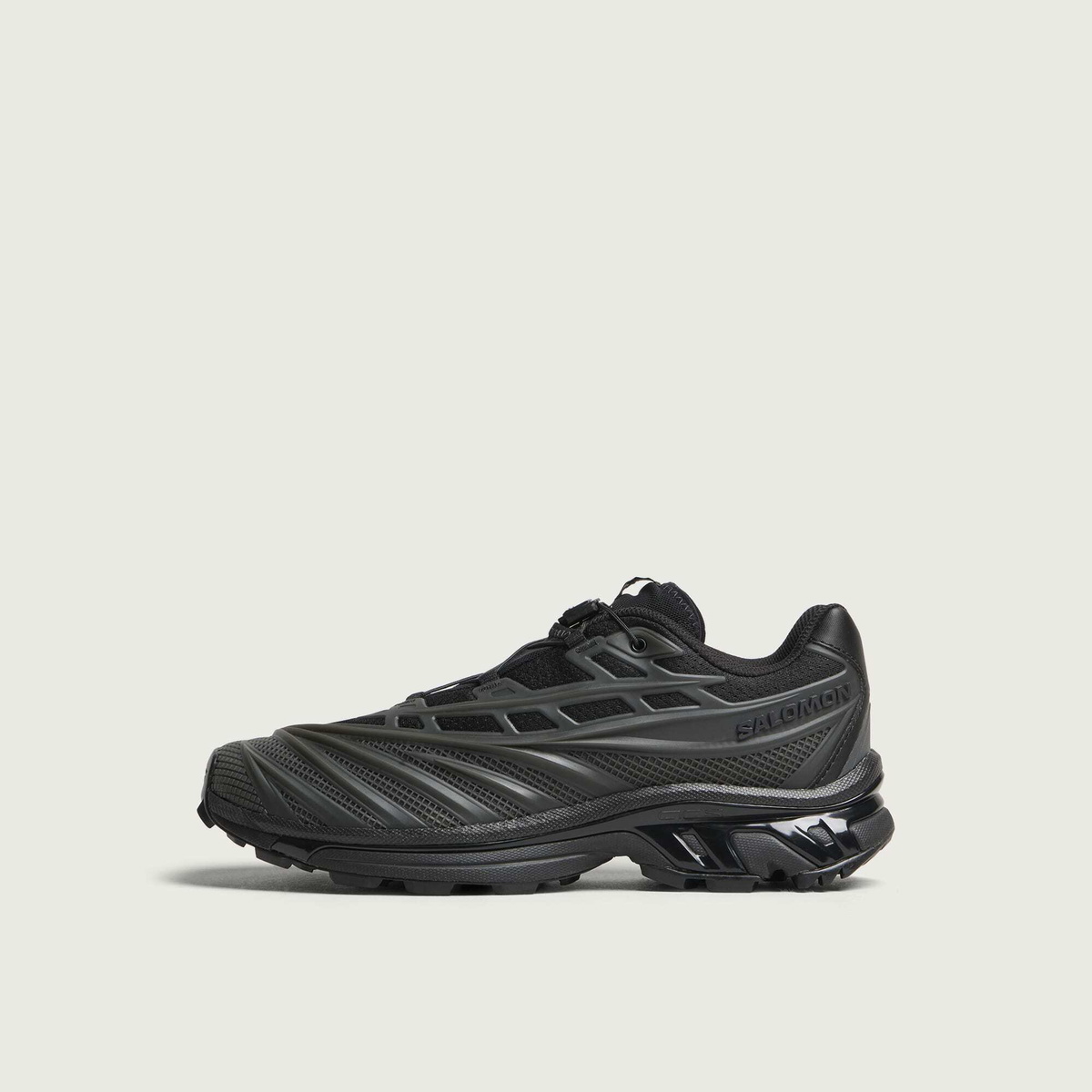 Salomon Men's XT-Evo Sneaker in Black/Asphalt