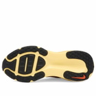 Nike Men's Running Vomero 18 Se Sneaker in Clear/Vivid Sulfur