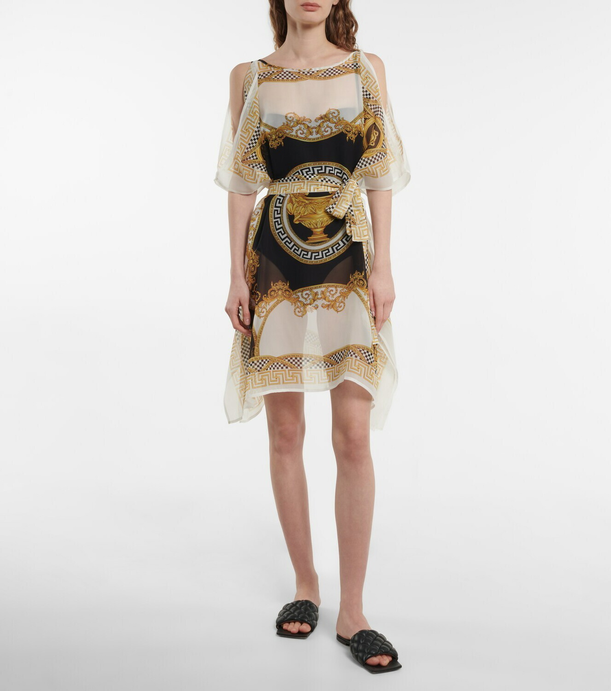 VERSACE ロコトライアンクルカッフタイファステントヒキニトッフ shirt with logo Versace - T - tulle logo-print T-shirt