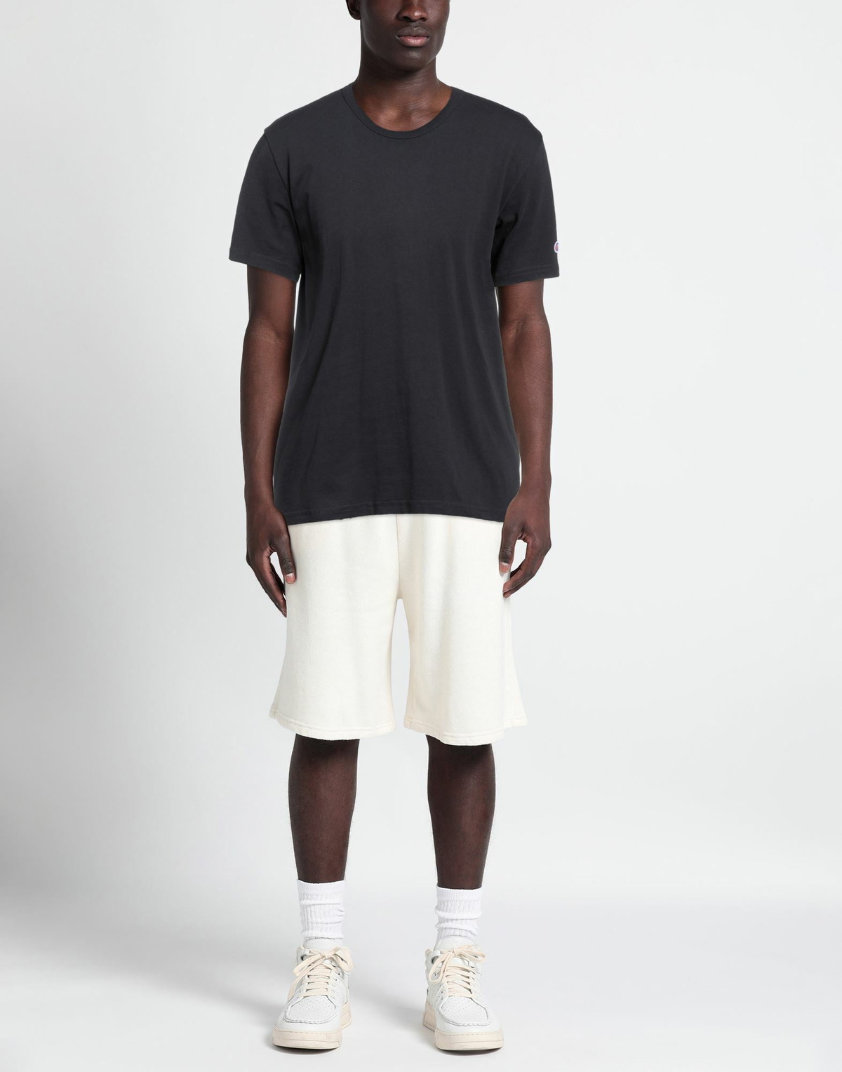 Champion Mens T-shirt in Black