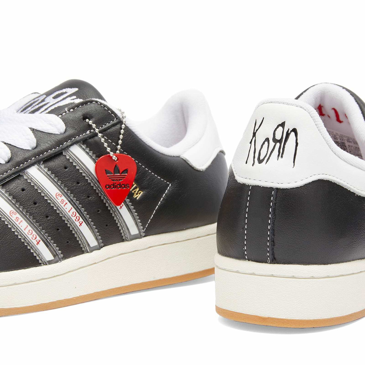 adidas x Korn Superstar スニーカー メンズ ブラック Amazon.com | adidas x Korn Superstar Shoes - Core Black