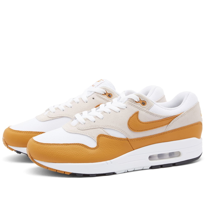 Photo: Nike Air Max 1 SC Sneakers in Brown/White/Black