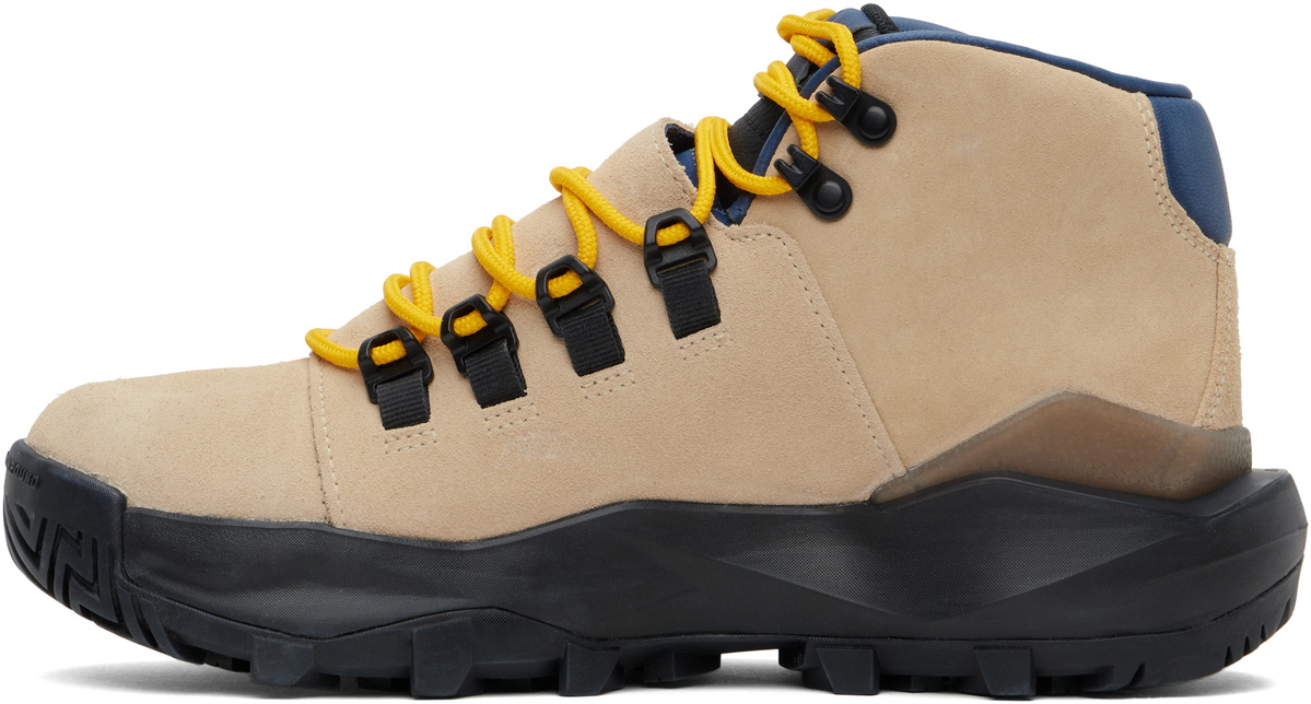 Nike Beige Cygnal Boots