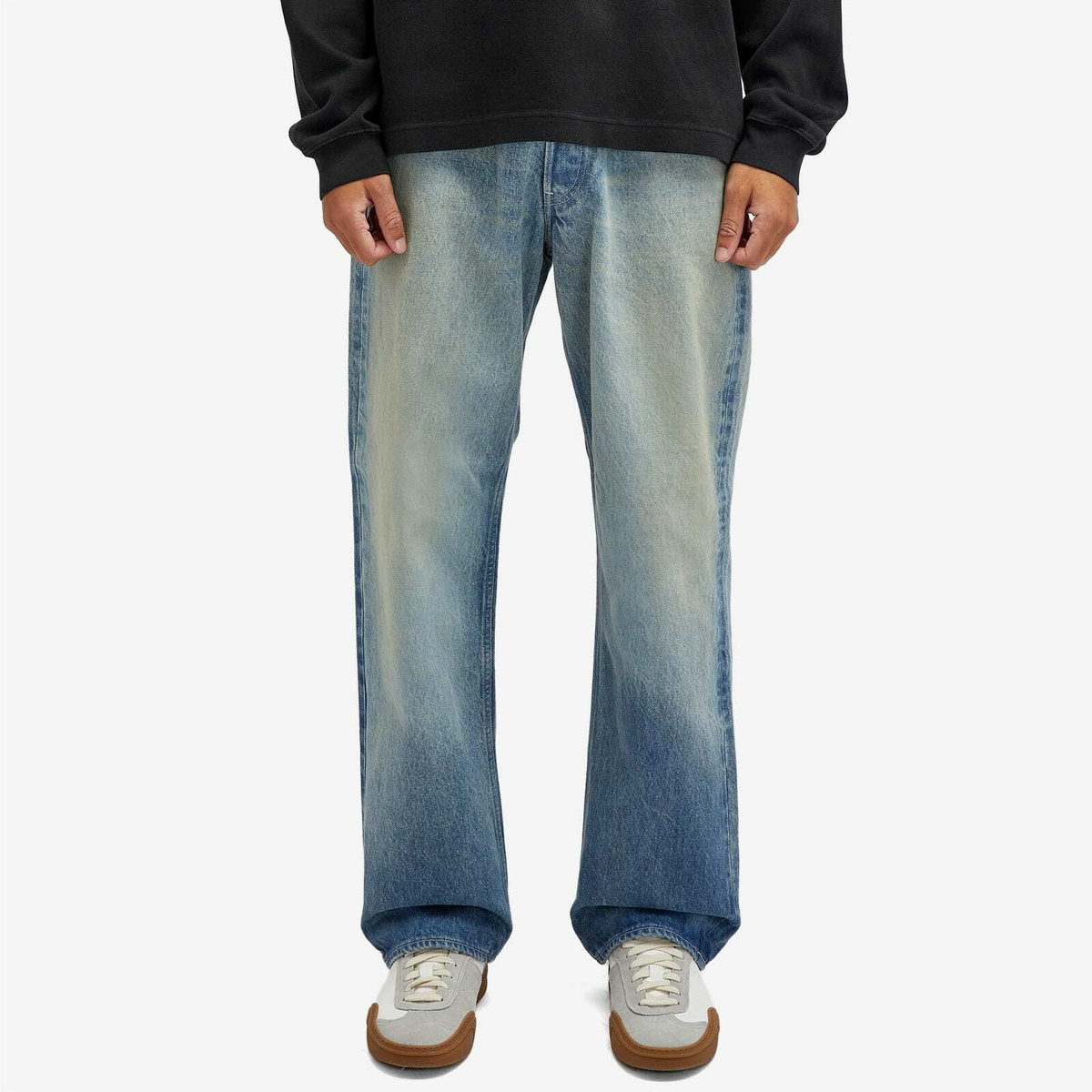 Auralee Men's Selvedge Faded Straight Leg Jeans in Faded Indigo