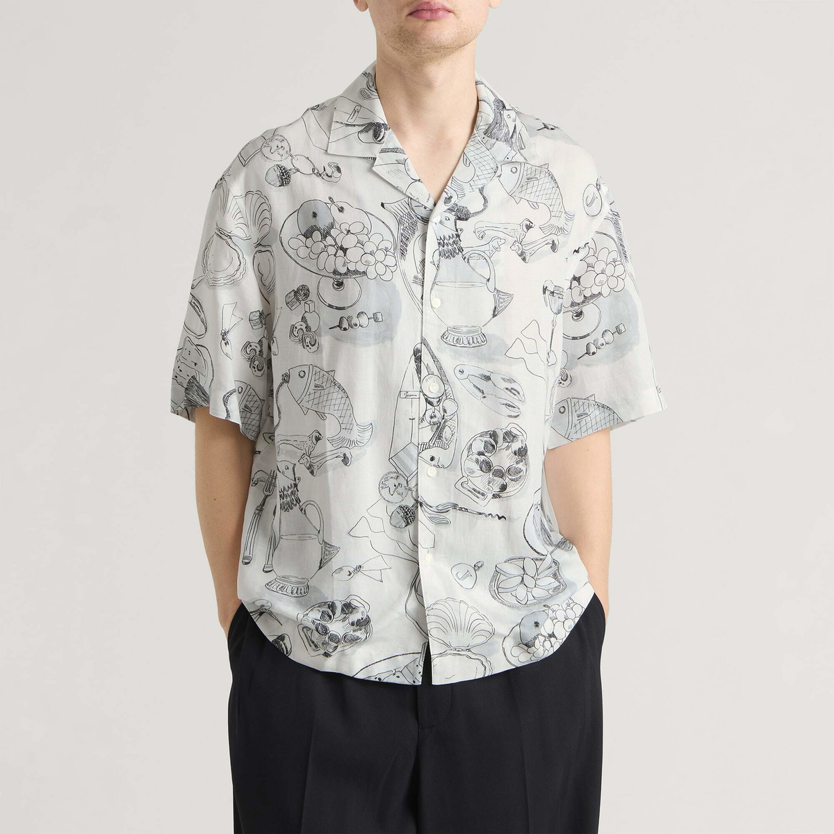 Jacquemus Men's Printed Cocktail Shirt in Print Table Off-White/Bla