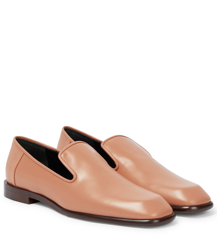 Photo: Victoria Beckham - Hanna leather loafers