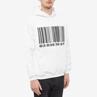 VTMNTS Men's Big Barcode Popover Hoody in White