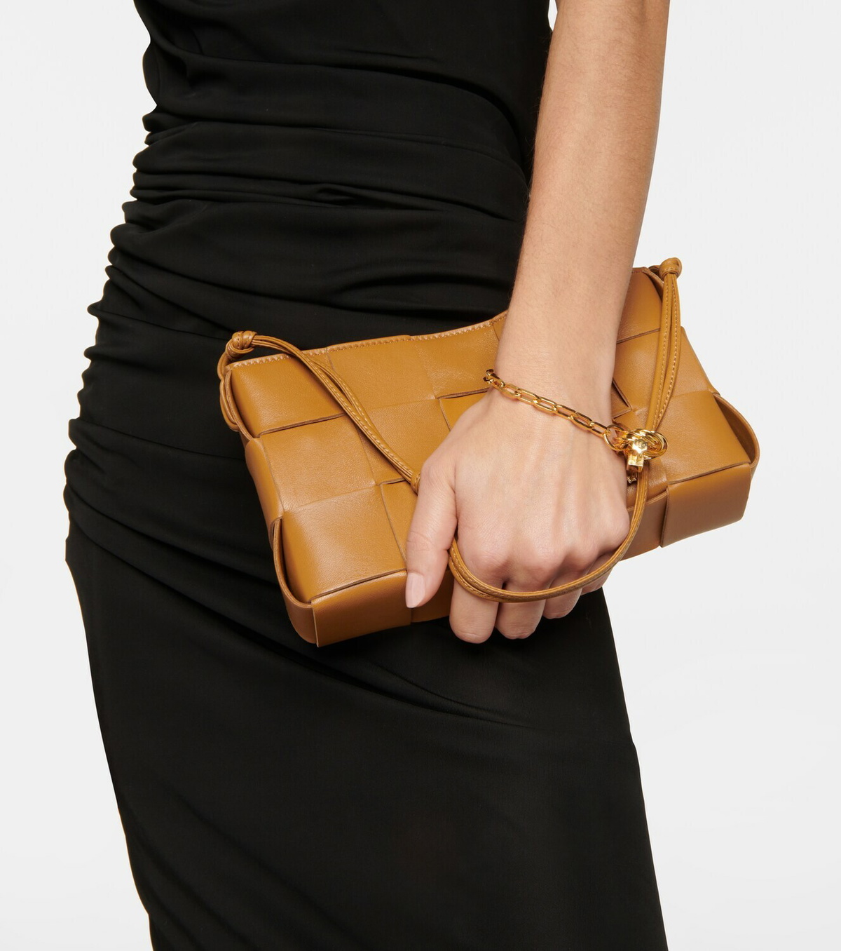 Bottega Veneta - Cassette leather shoulder bag