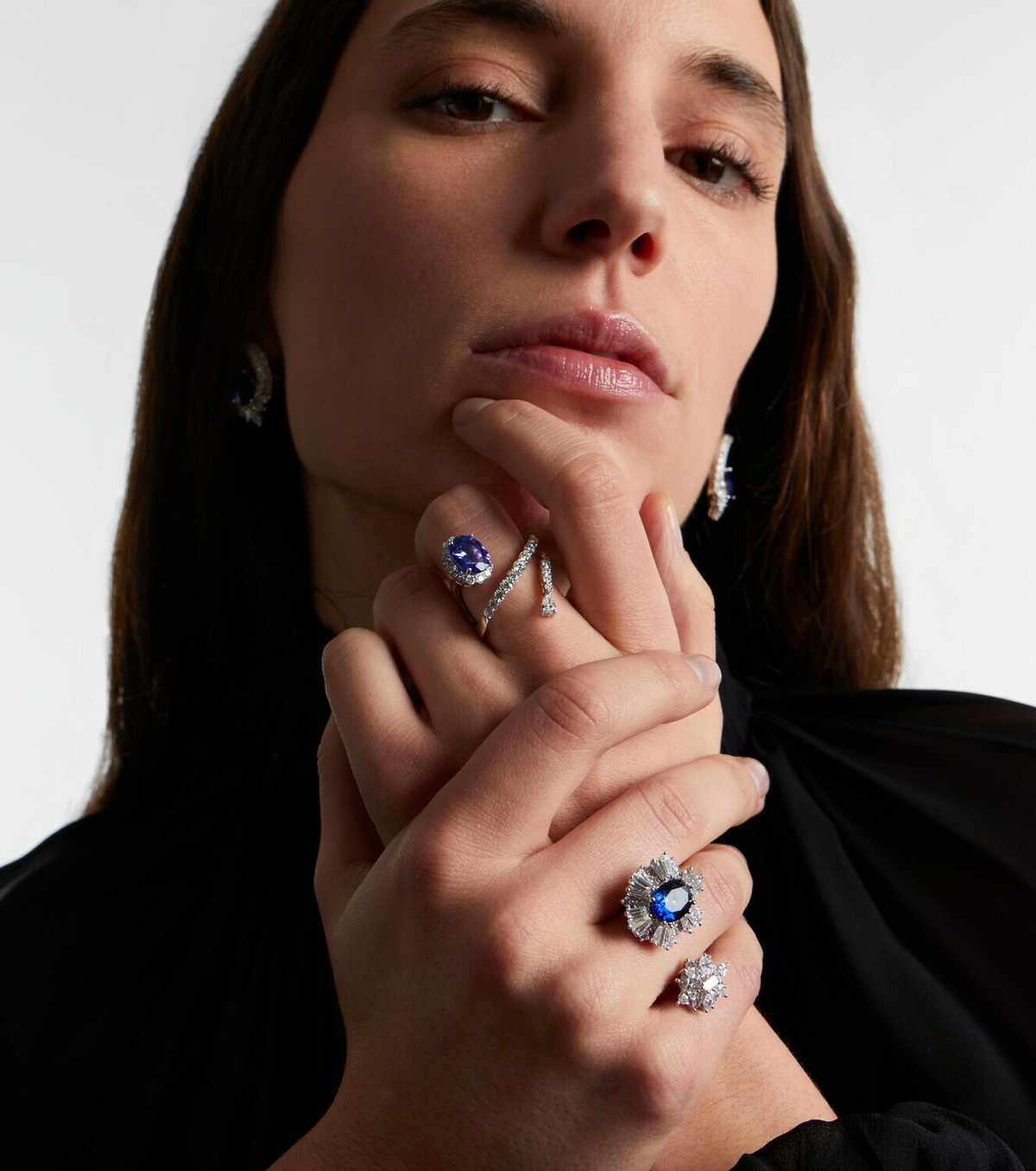 Yeprem 18kt white gold ring ((750/1000)) with diamonds and tanzanite