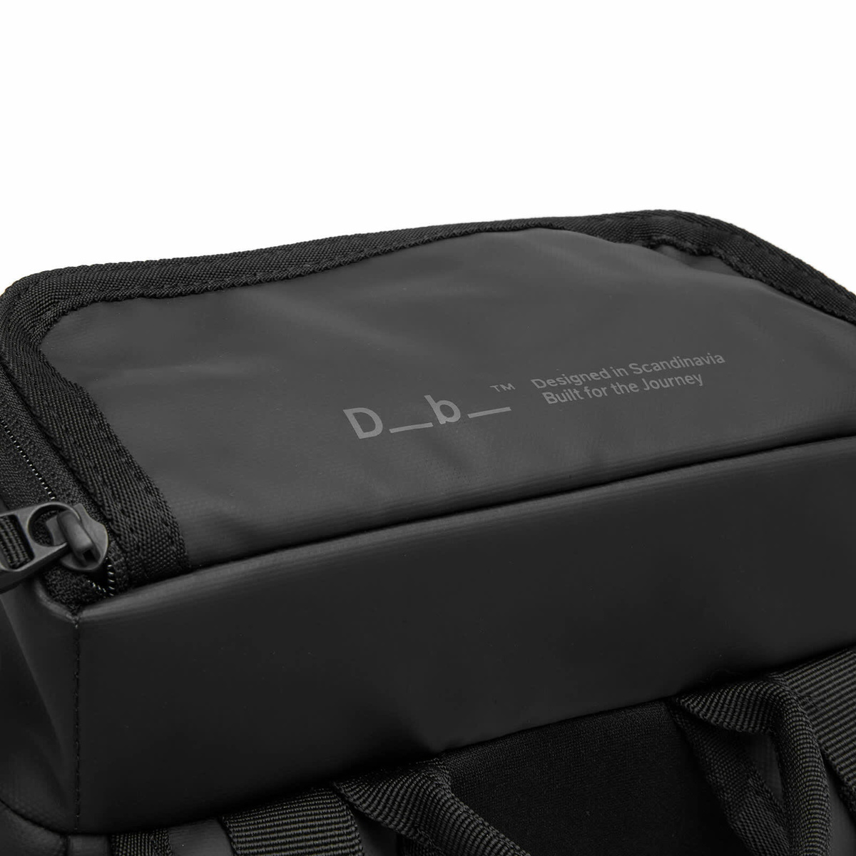 Db Journey Hugger Backpack - 20L in Black Out 