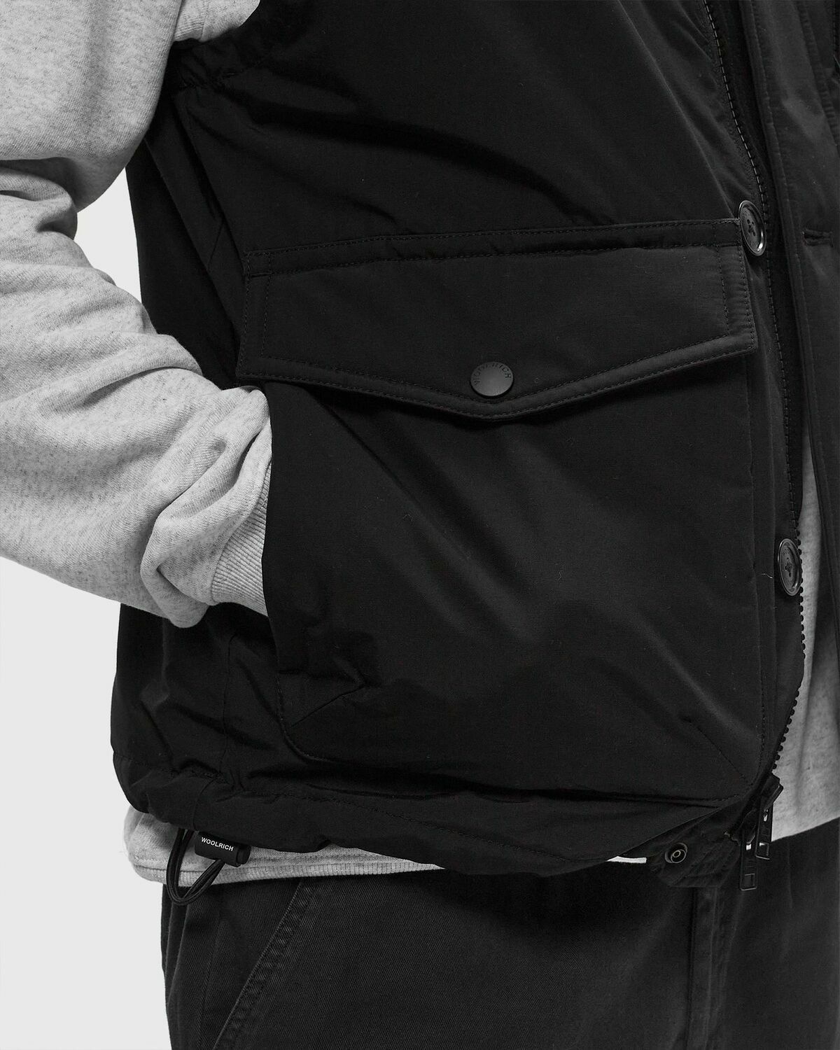 Woolrich Ramar Vest Black Vests