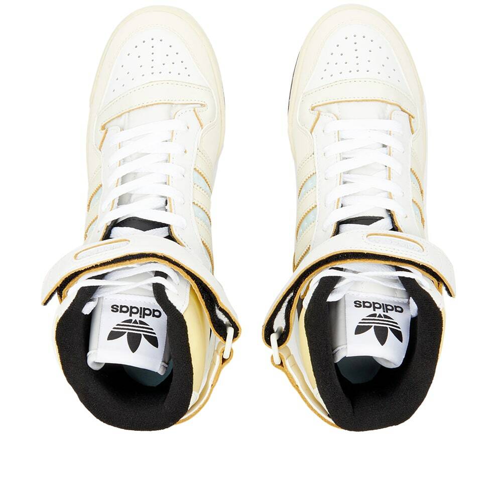 White and gold outlet adidas high tops