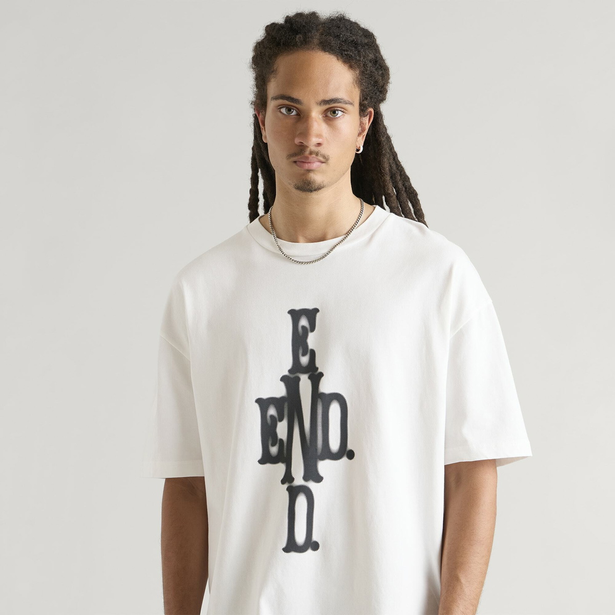 END. Cross T-shirt in Off White