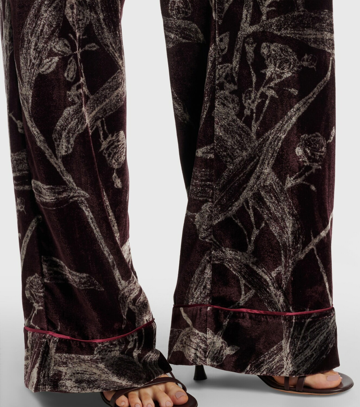 La DoubleJ Floral satin pajama pants