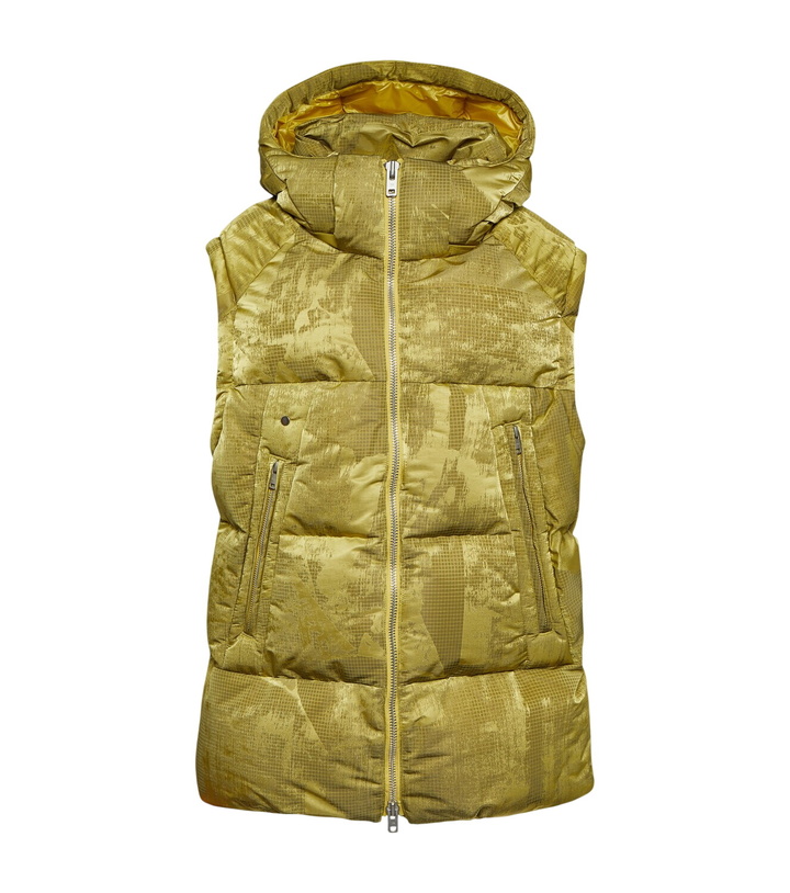Photo: Y-3 Trompe-l'œil down vest