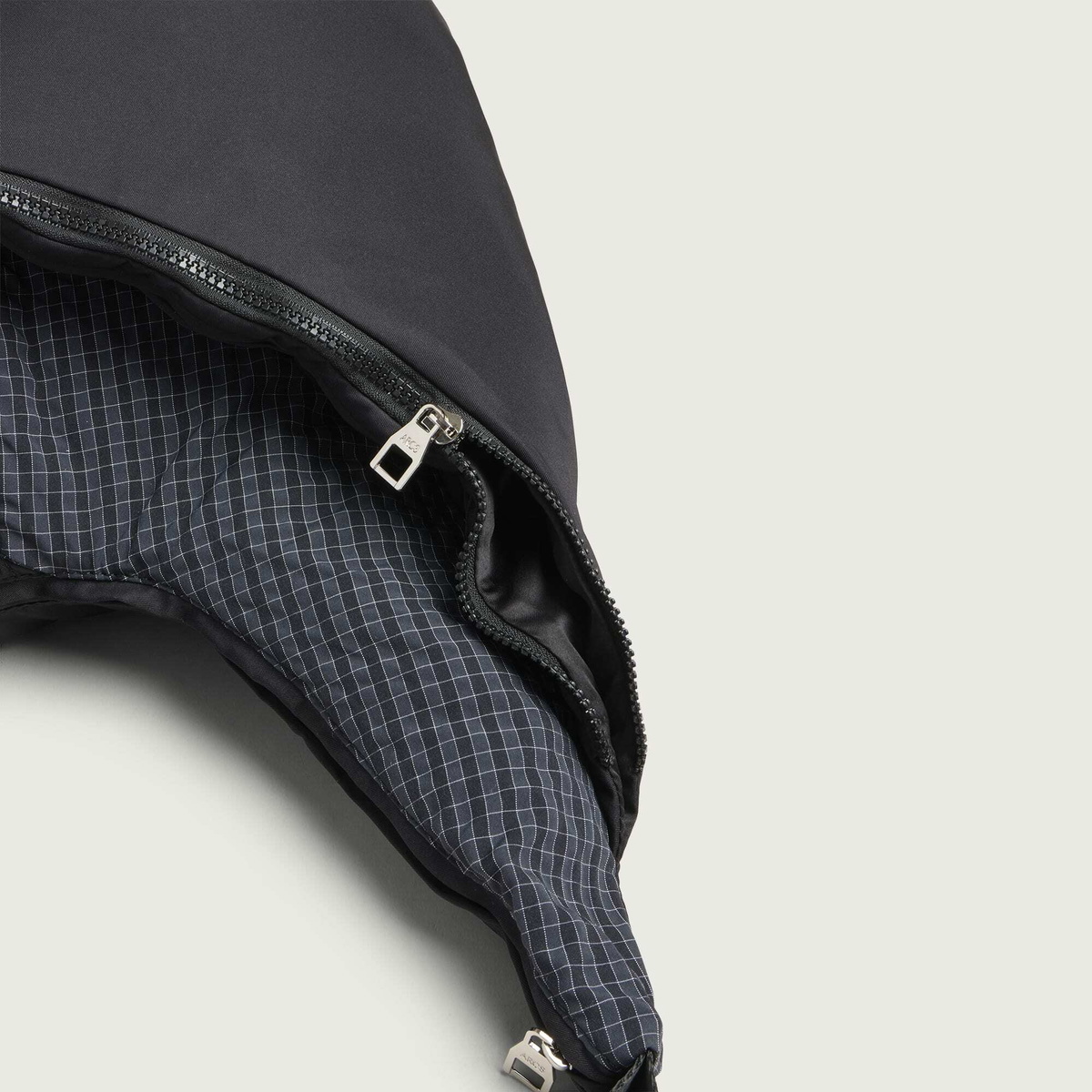 ARCS Cocoon Bag in Atlas Grid