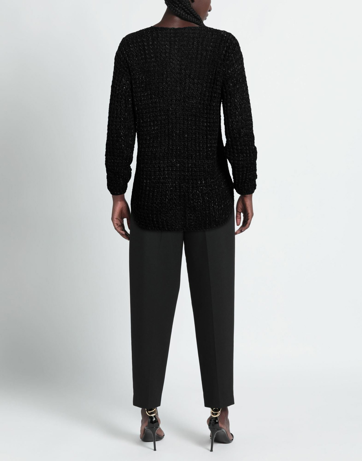 Sapio Womens Sweater in Black