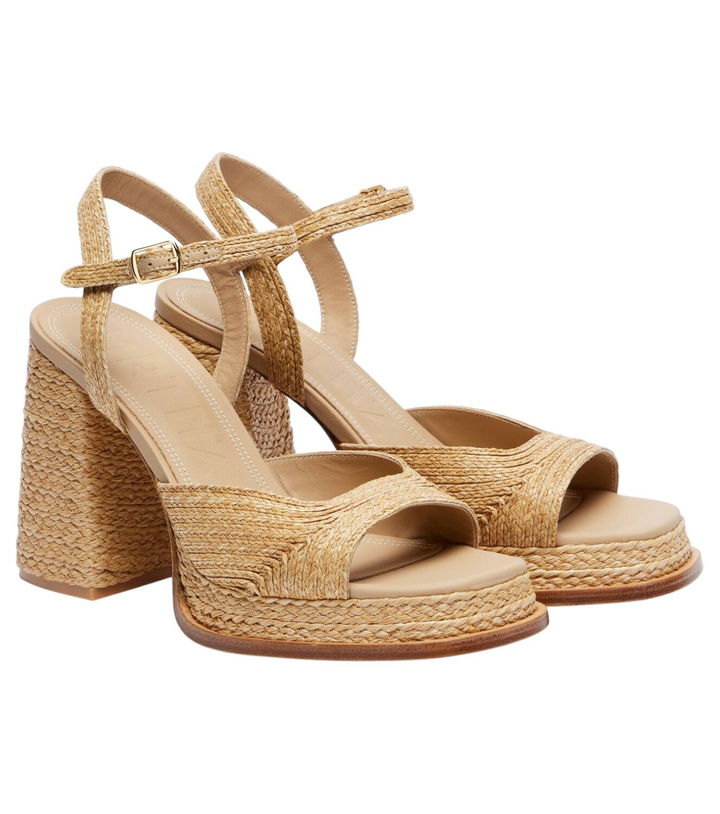 Photo: Souliers Martinez Gracia 95 raffia platform sandals