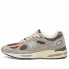 New Balance 991v2 Sneaker in Elephant Skin/Cork/Dark Gull Grey