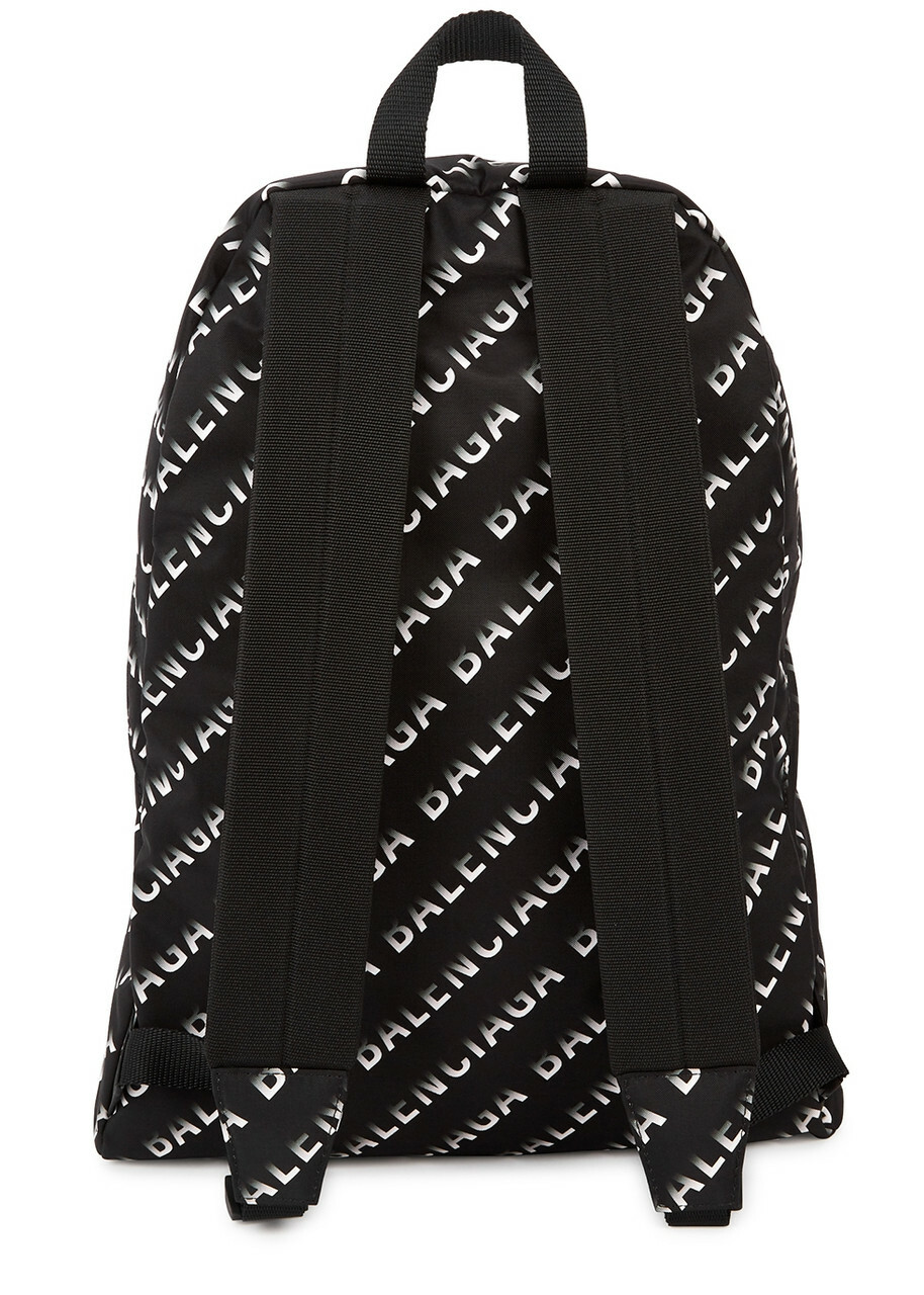 国内即発★人気 BALENCIAGA WHEEL バックパック BLACK 国内即発☆人気 BALENCIAGA WHEEL バックパック BLACK