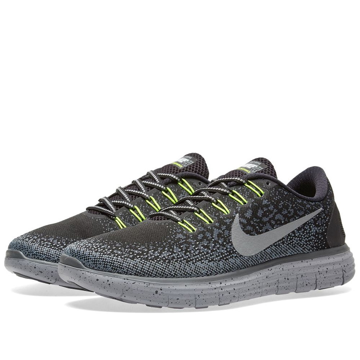 Photo: Nike Free Run Distance Shield