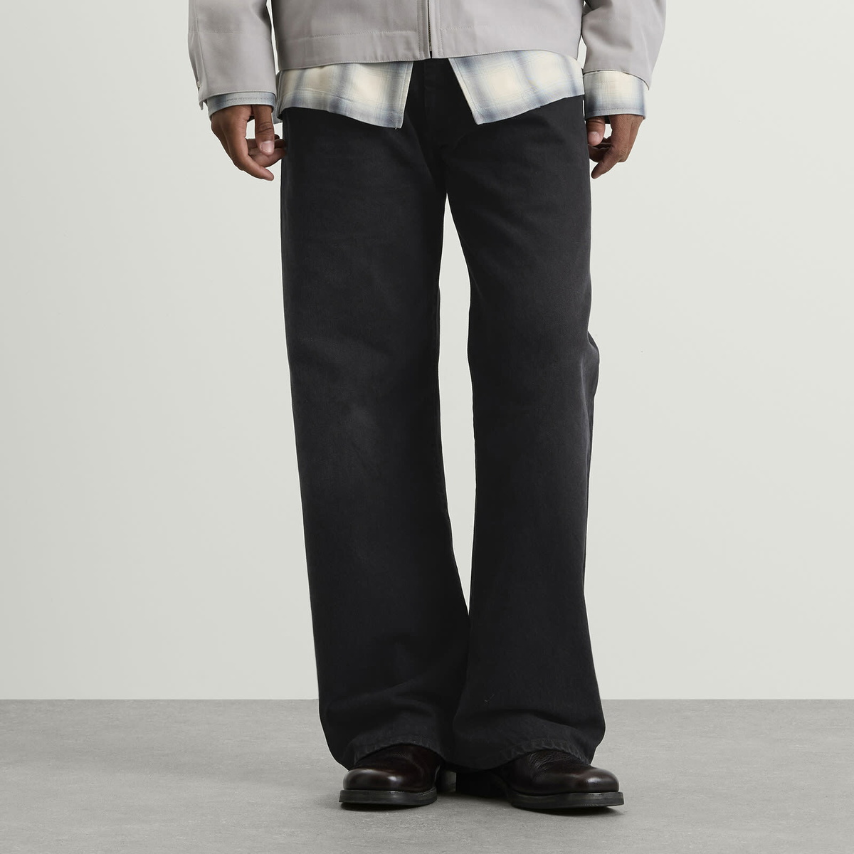 Maison Margiela Men's Double Pocket Trousers in Black Denim