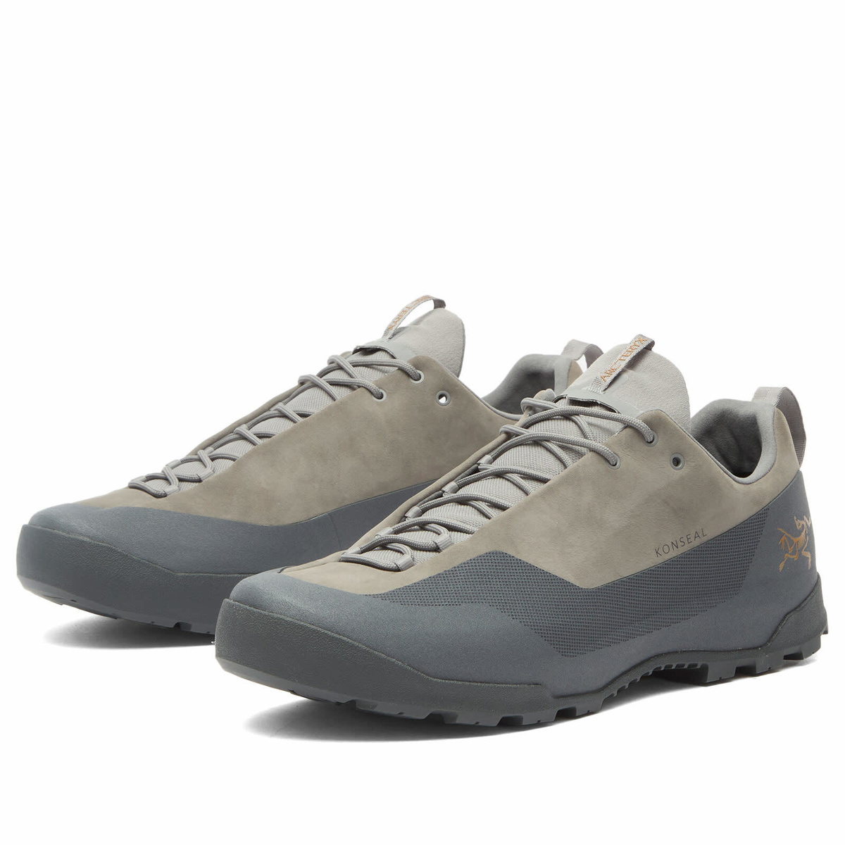 Arc'teryx Men's Konseal Gore-Tex Sneakers in Void/Cloud