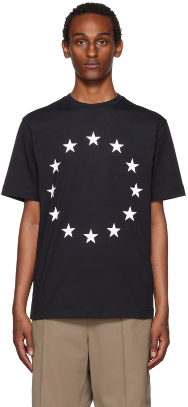 Photo: Études Black Wonder Europa T-Shirt