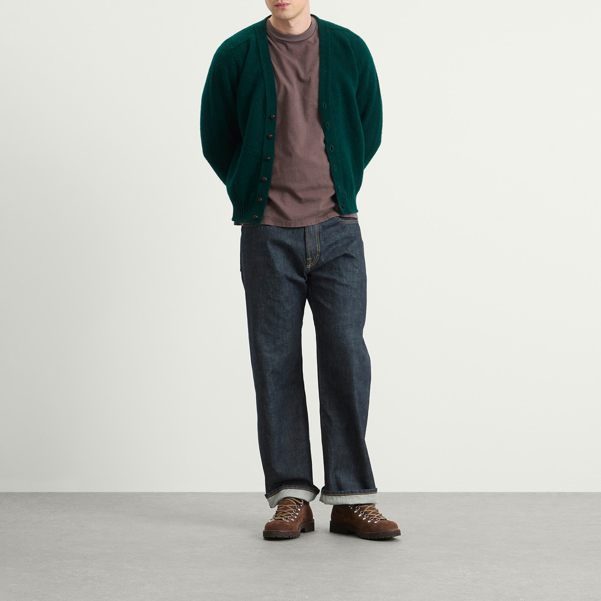 Jamieson's of Shetland Men's Jamiesons of Shetland V-Neck Cardigan in Green