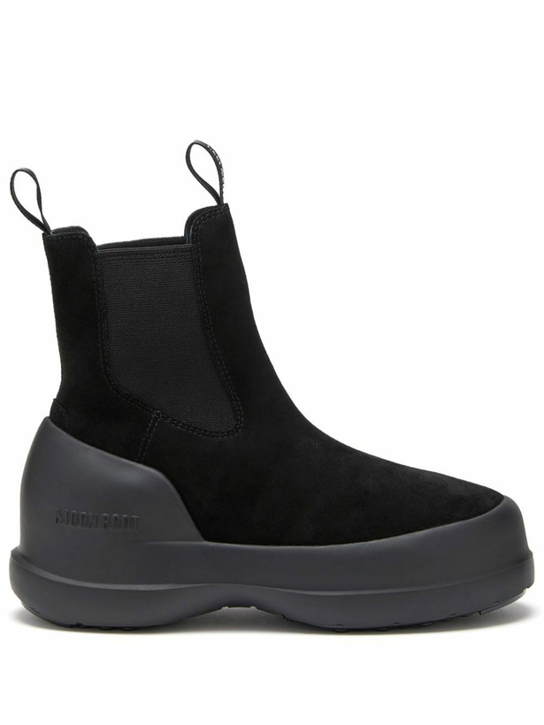 Photo: Moon Boot Luna Chelsea Boots