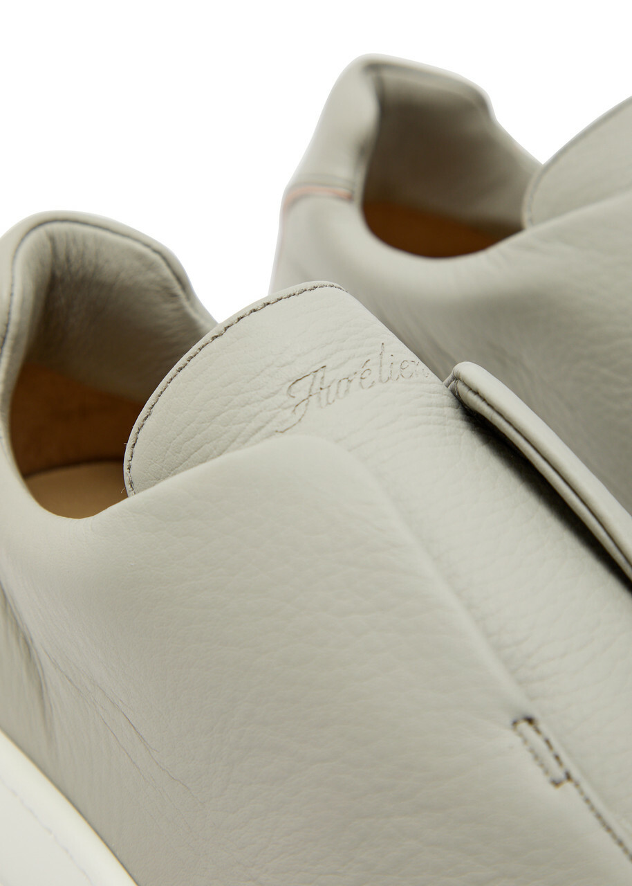 Aurélien Aur3 Grained Leather Sneakers Grey