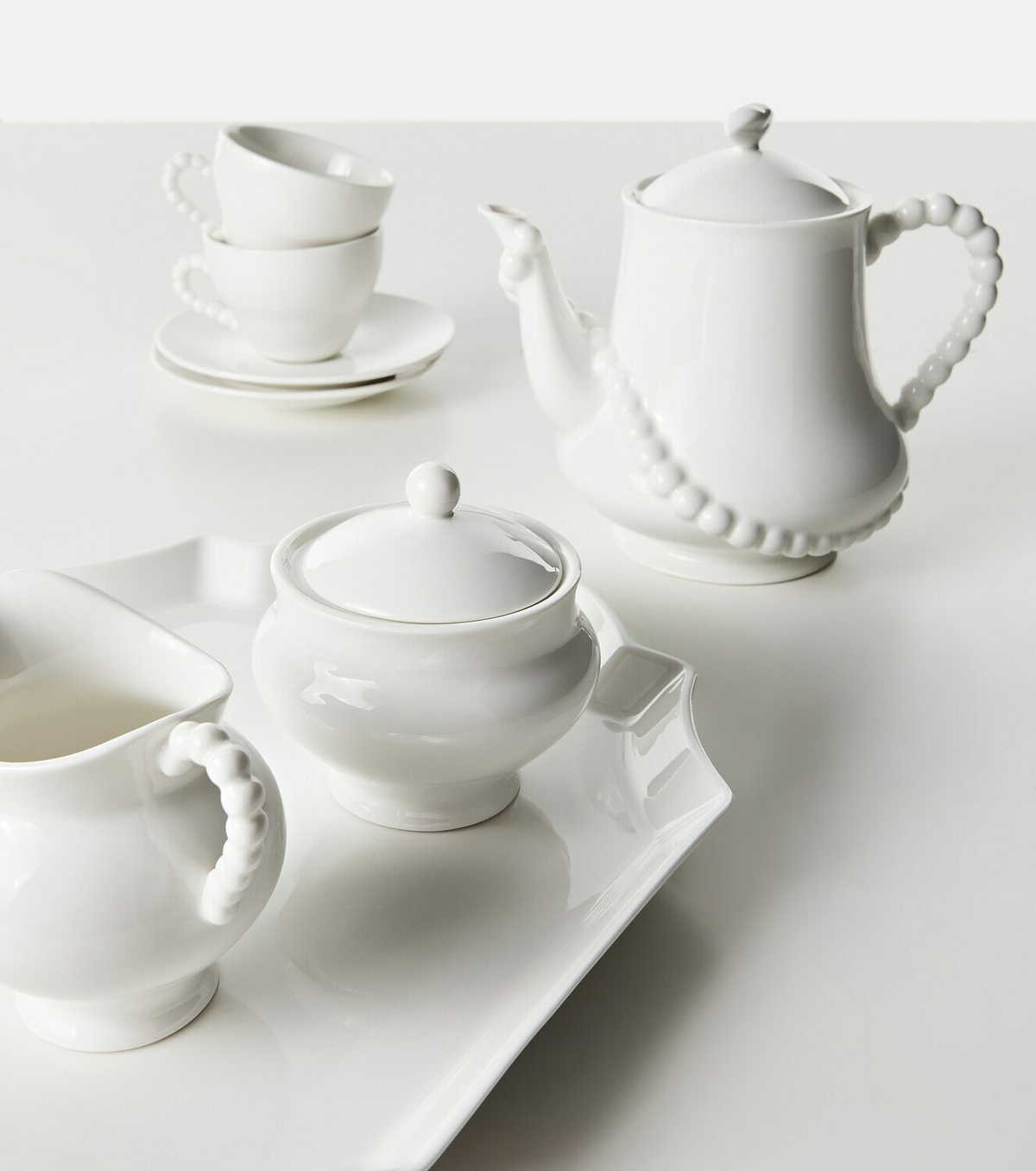 Serax Les Objets Mouleversants Perle Fine tea set by Wouters & Hendrix