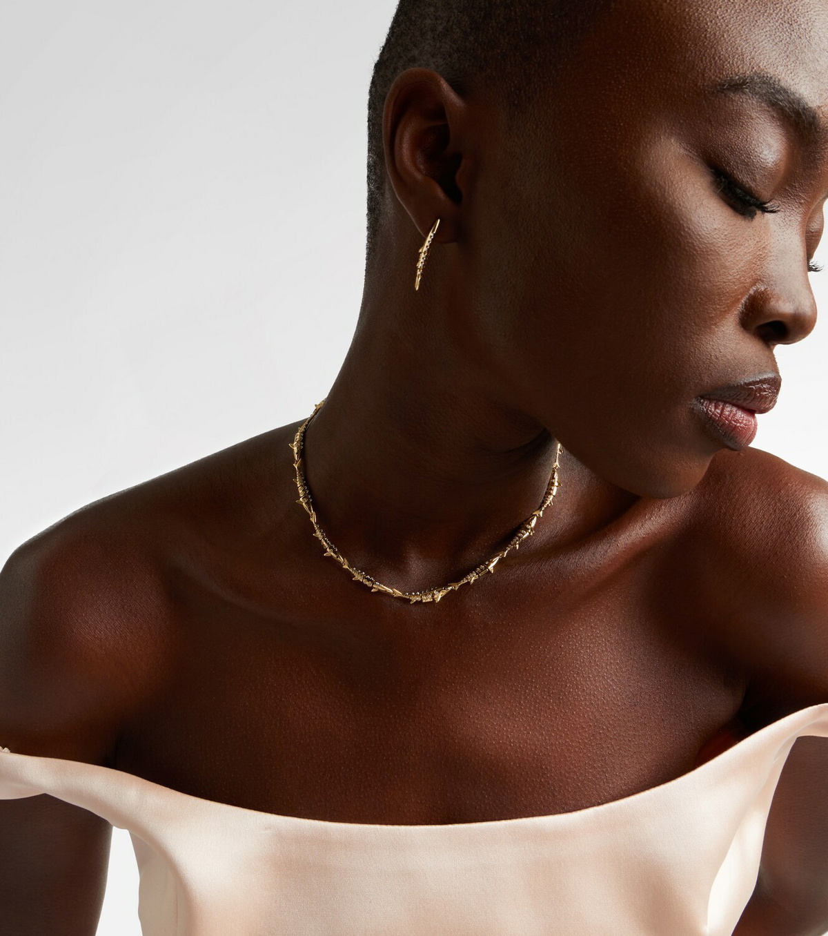 Yvonne Léon Marlin 9kt gold necklace with diamonds