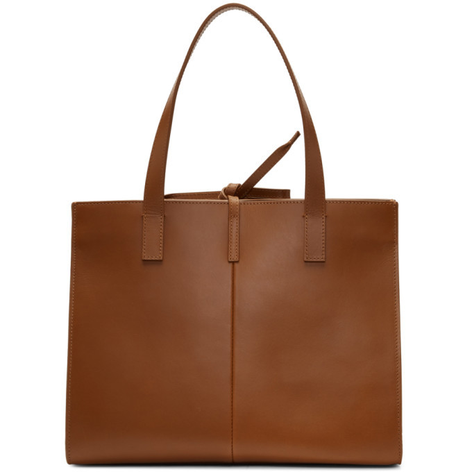 Apc outlet emy tote