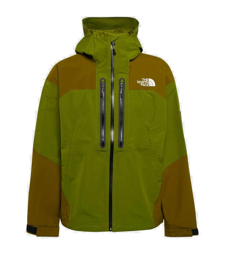 Photo: The North Face Transverse 2L Divergent jacket