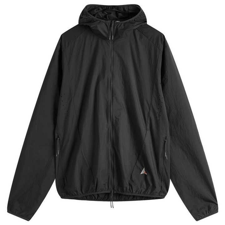 Photo: ROA Men's Packable Wind Jacket in Black