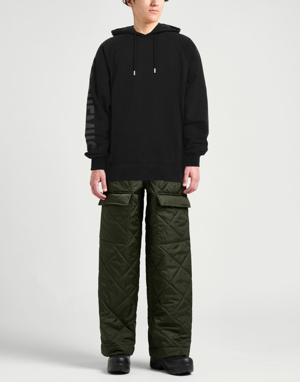 Jacquemus Mens Sweatshirt in Black