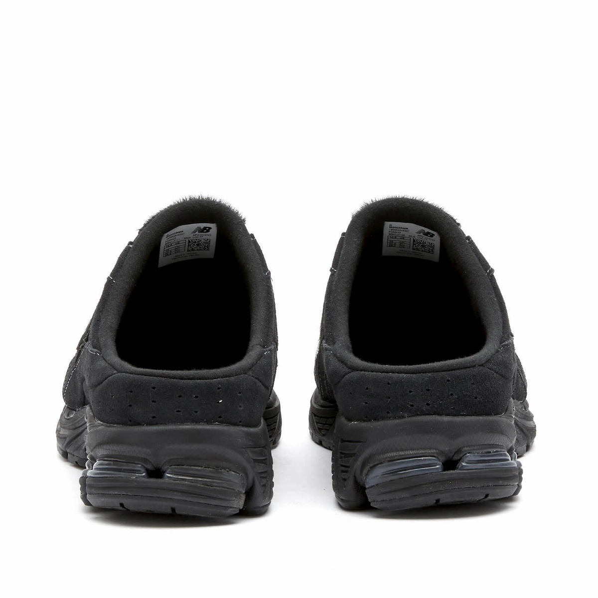 New Balance Men's M2002RMQ Sneakers in Black New Balance
