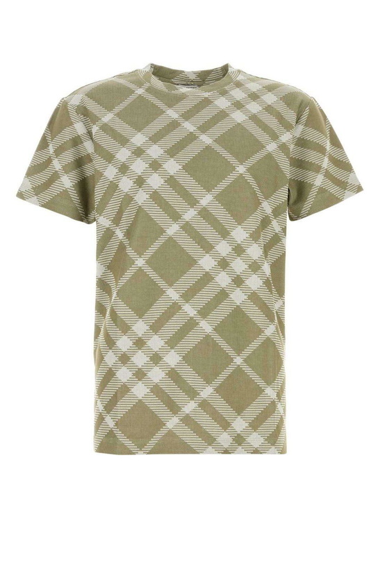Photo: Burberry Nova Check Short-sleeved Crewneck T-shirt