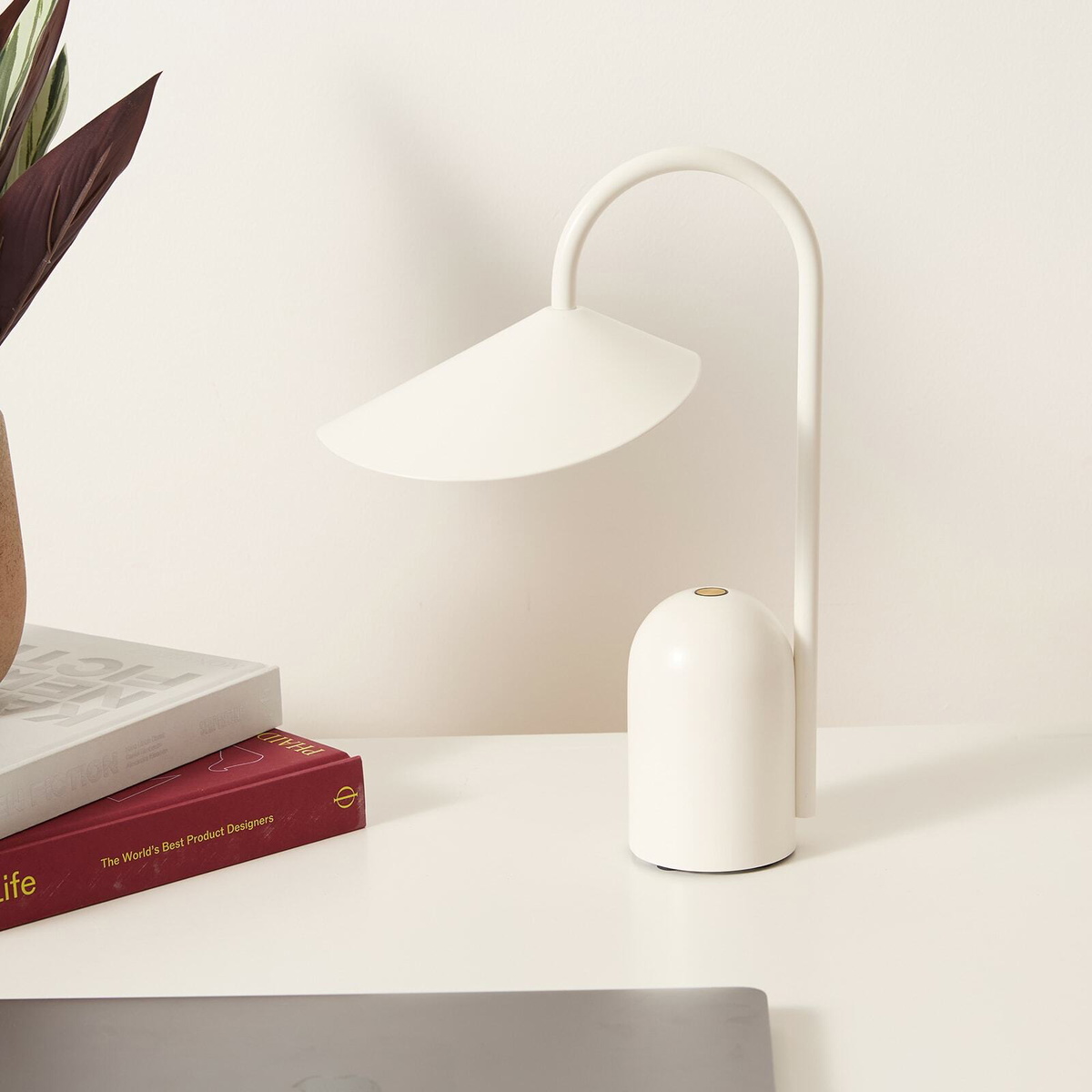 ferm LIVING Arum Portable Lamp in White 
