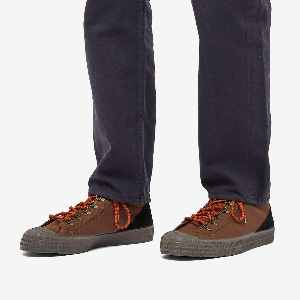 Novesta Men's Star Dribble Trampka Sneakers in Brown/Grey Novesta