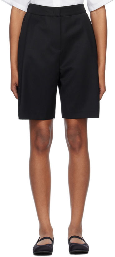 Photo: AMOMENTO Black Garconne Shorts