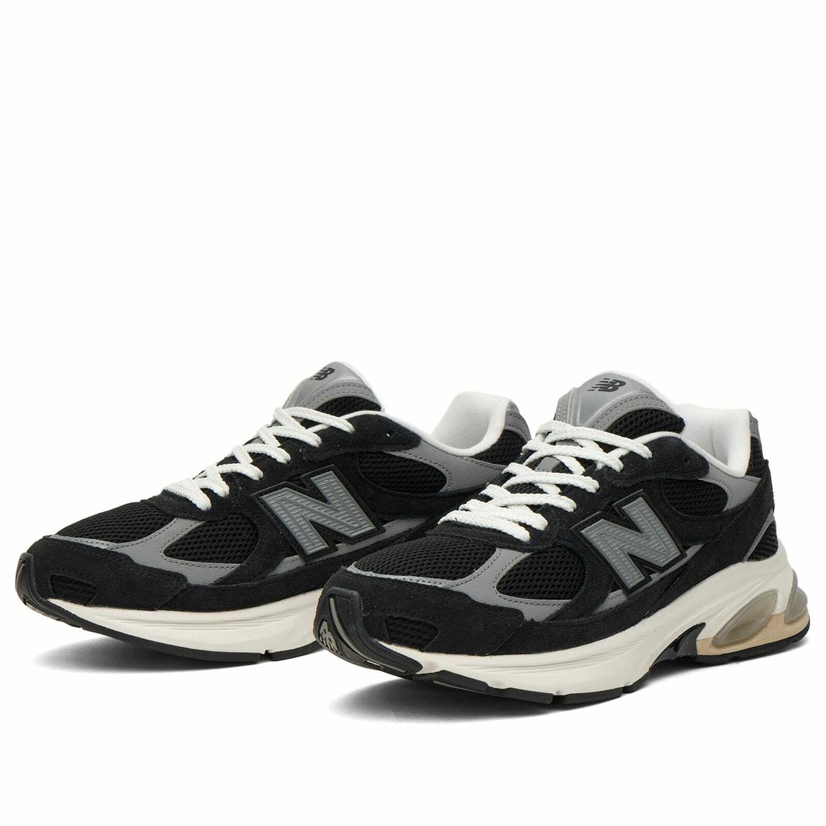 New Balance Abzorb 2010 Sneaker in Black/Shadow Grey/Sea Salt