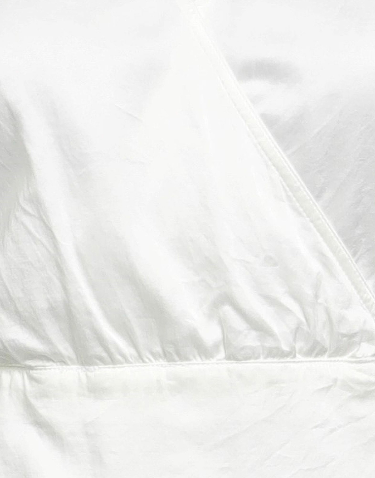 Jijil Womens Top in White