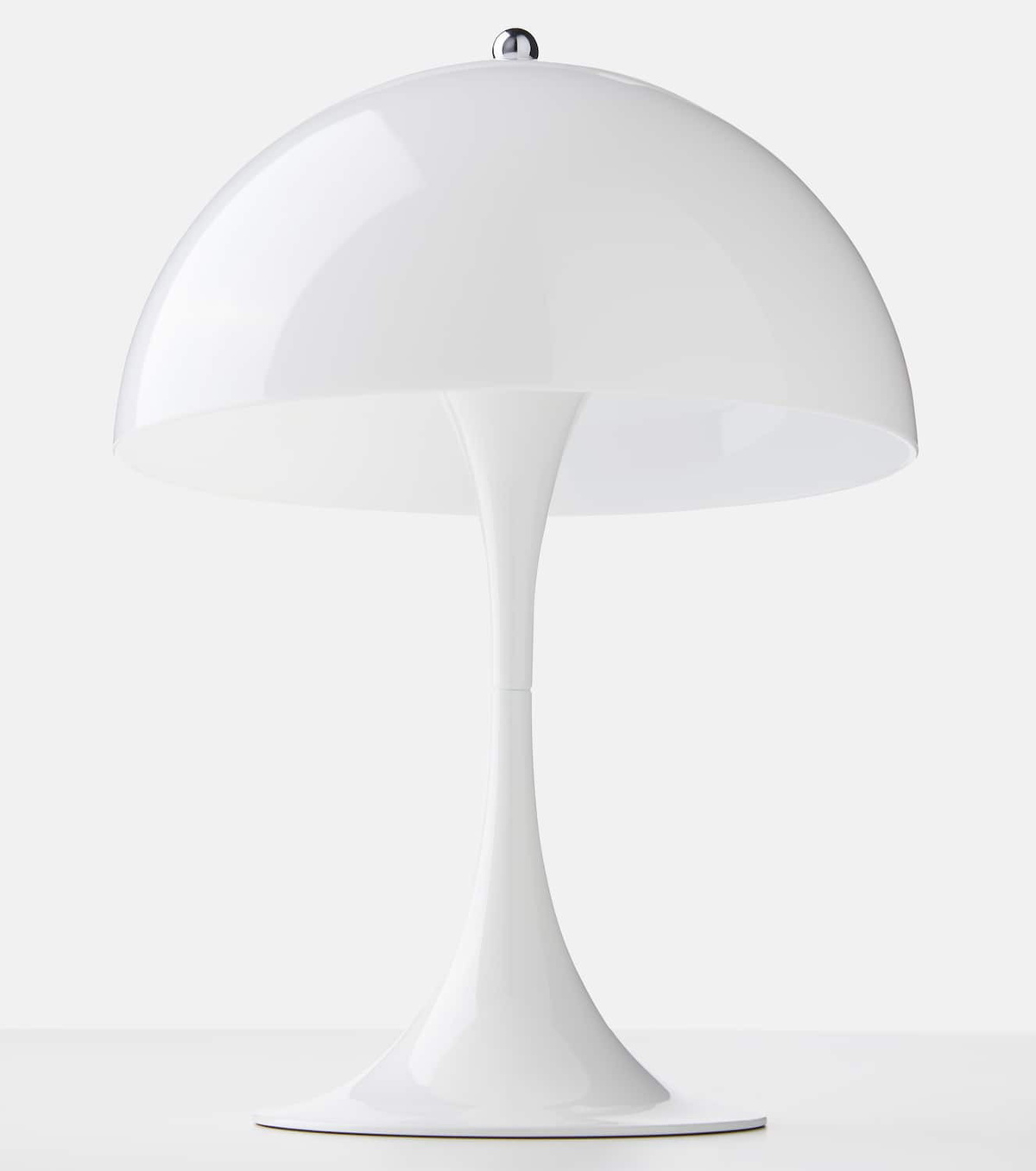 Louis Poulsen Panthella 250 table lamp by Verner Panton